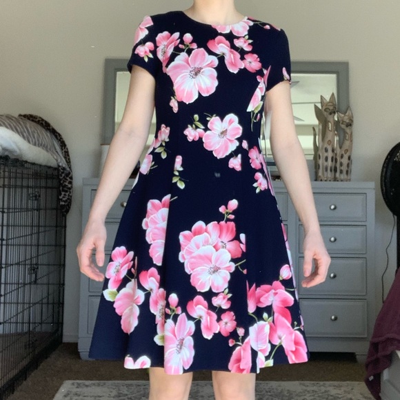 Eliza J dress. NWT. Size 4. - Picture 2 of 5